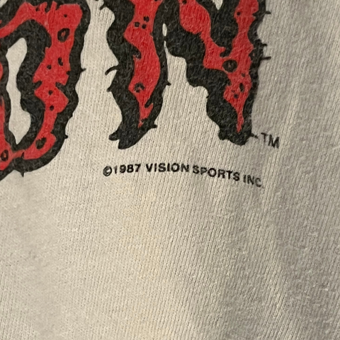 Vintage Vision Streetwear "Jinx" T-shirt - Large